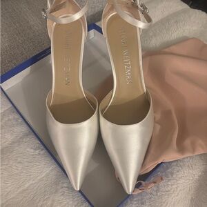 Stuart Weitzman Women's Ivory Satin Heels